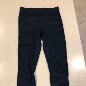 Athleta Capri length leggings